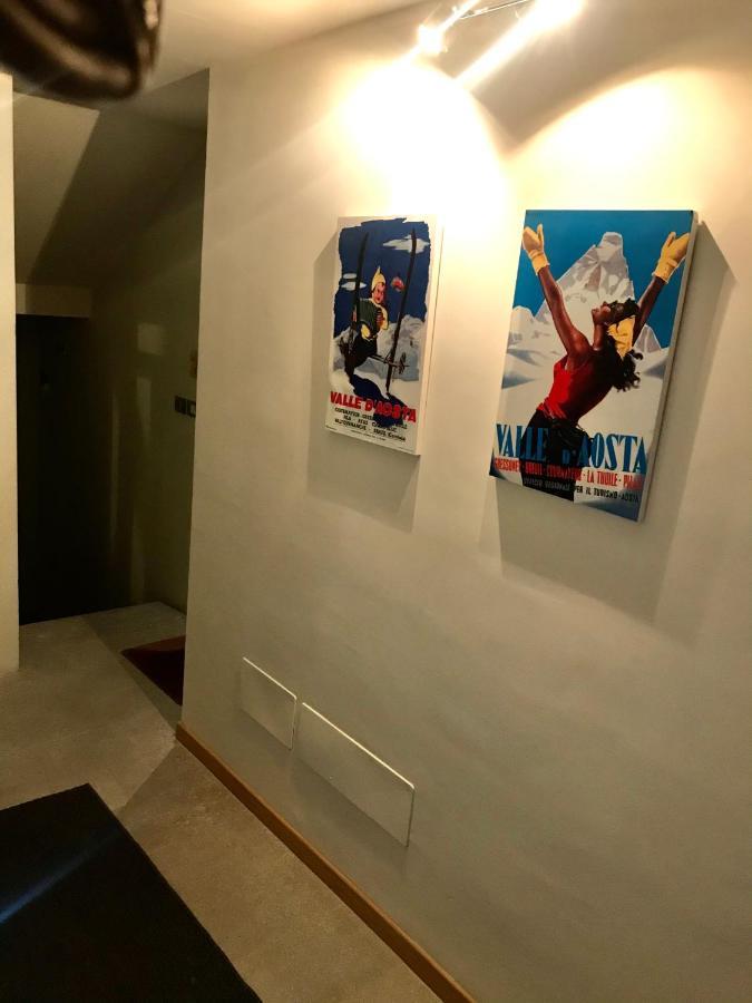 Aymon De Challant Appartement Aosta Eksteriør bilde